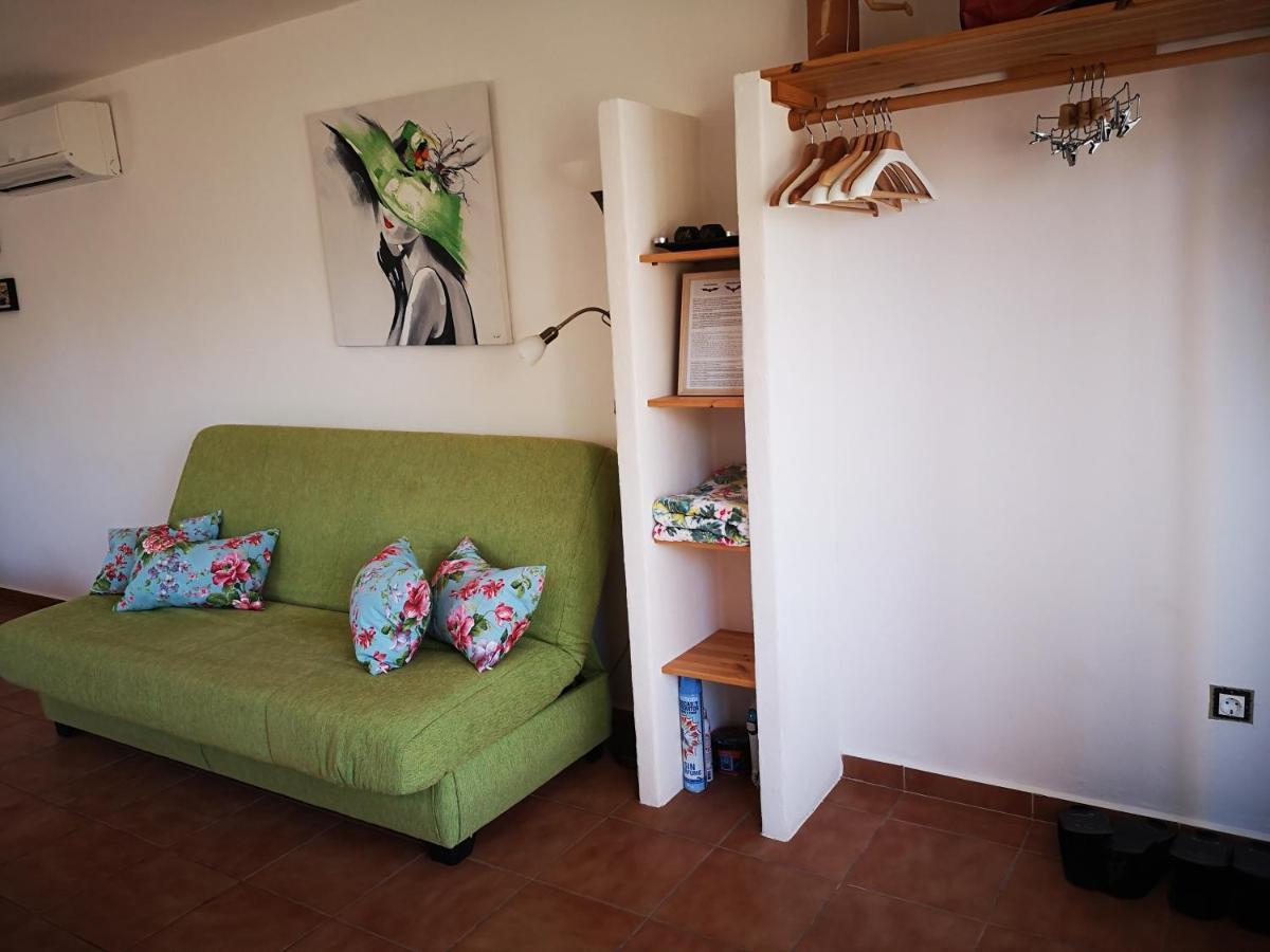 Casa Martinez Studios & Chambre D'Hotes A 3 Kms De Montserrat Valencia Montroy Exterior photo